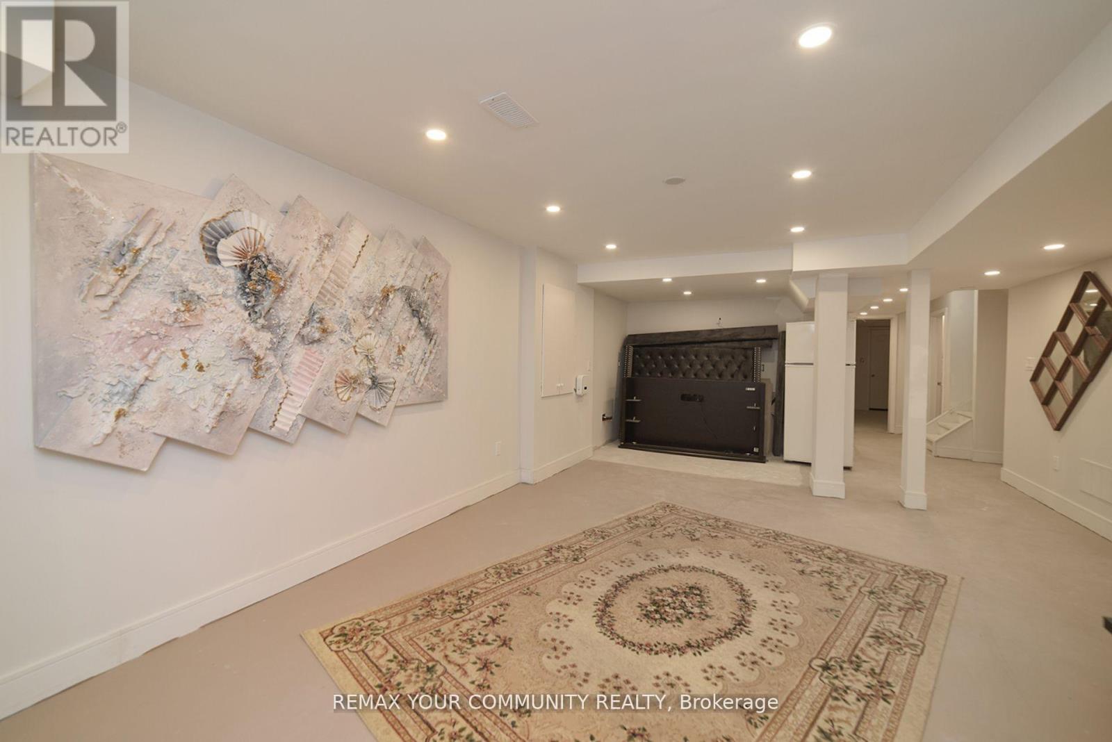12 Viola Street, East Gwillimbury, Ontario  L9N 0T6 - Photo 19 - N13439310