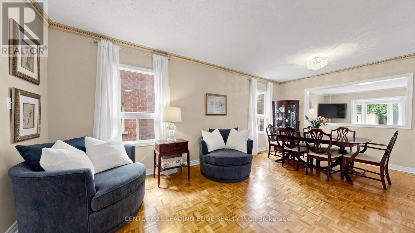 168 Valentina Drive, Markham, Ontario  L3R 4R8 - Photo 6 - N13439330
