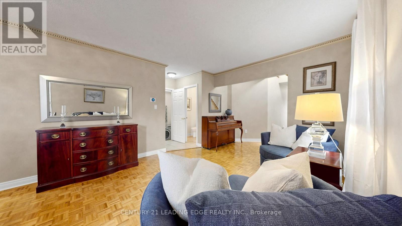 168 Valentina Drive, Markham, Ontario  L3R 4R8 - Photo 8 - N13439330