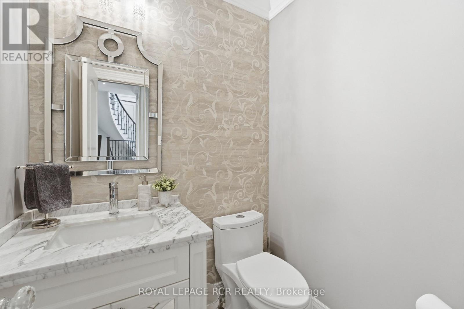 48 Hodgkinson Crescent, Aurora, Ontario  L4G 6K7 - Photo 20 - N13439334