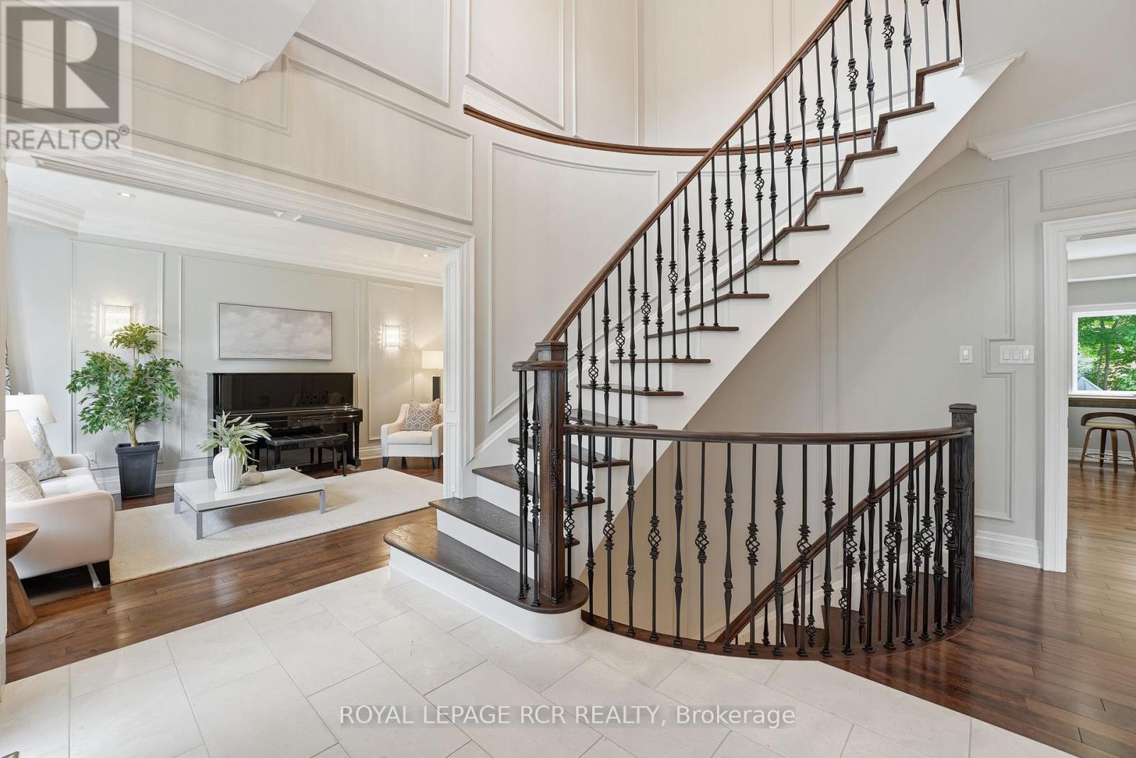 48 Hodgkinson Crescent, Aurora, Ontario  L4G 6K7 - Photo 5 - N13439334
