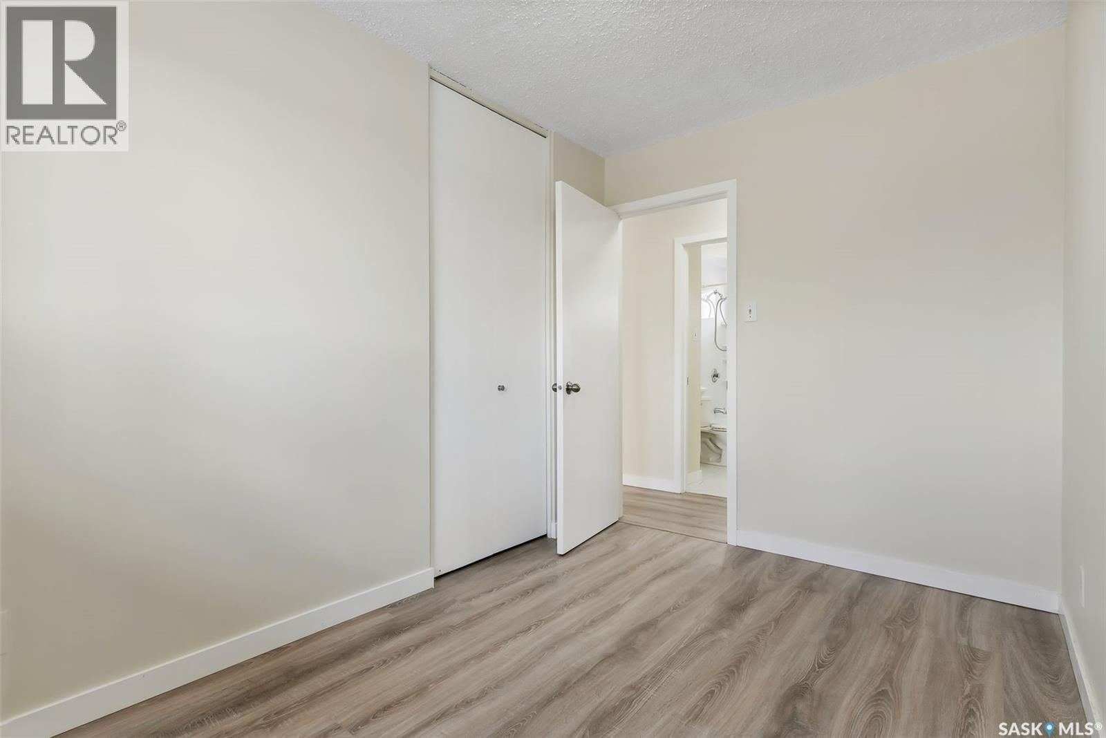 9 Carmichael Bay, Regina, Saskatchewan  S4R 0C7 - Photo 14 - SK039280