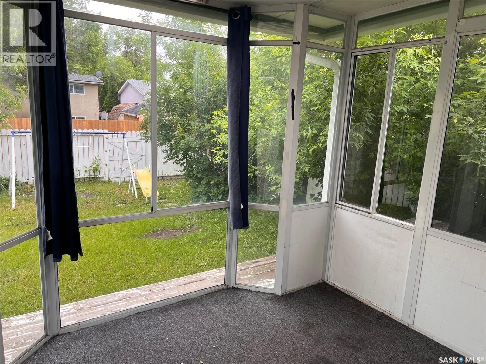 9 Carmichael Bay, Regina, Saskatchewan  S4R 0C7 - Photo 25 - SK039280