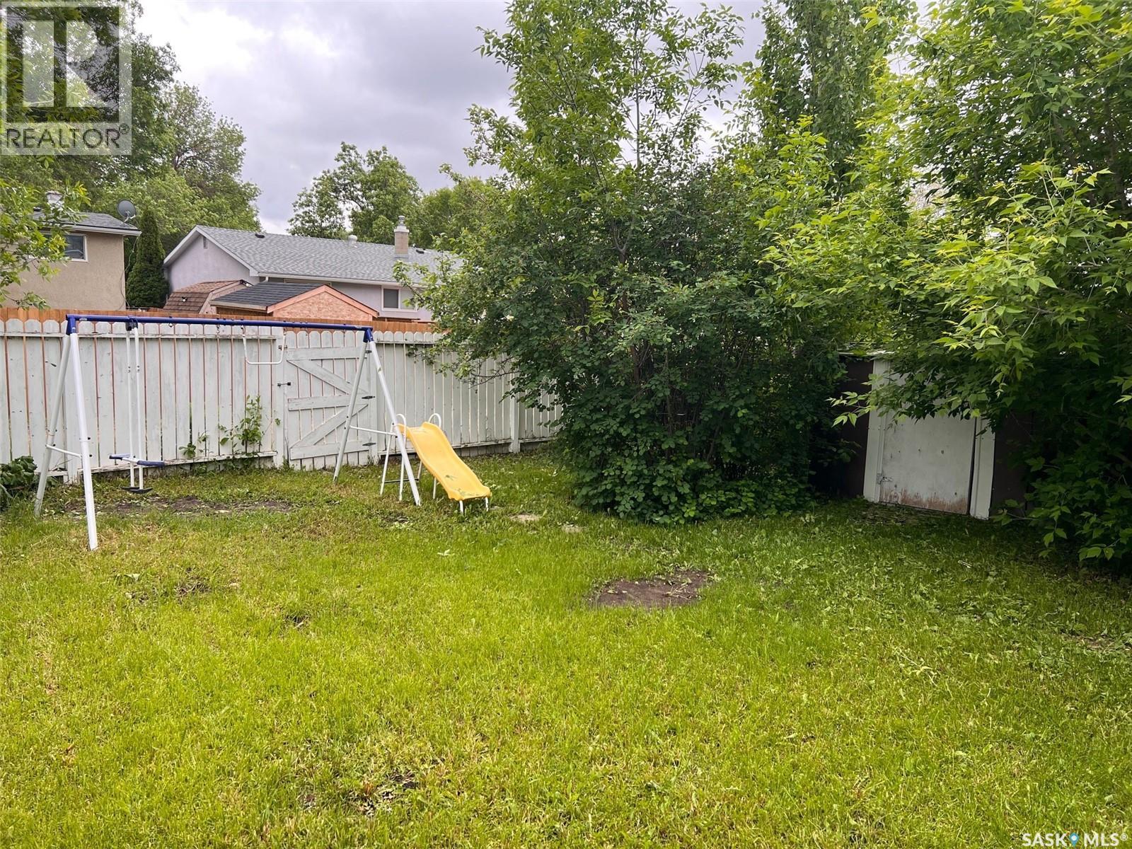 9 Carmichael Bay, Regina, Saskatchewan  S4R 0C7 - Photo 26 - SK039280