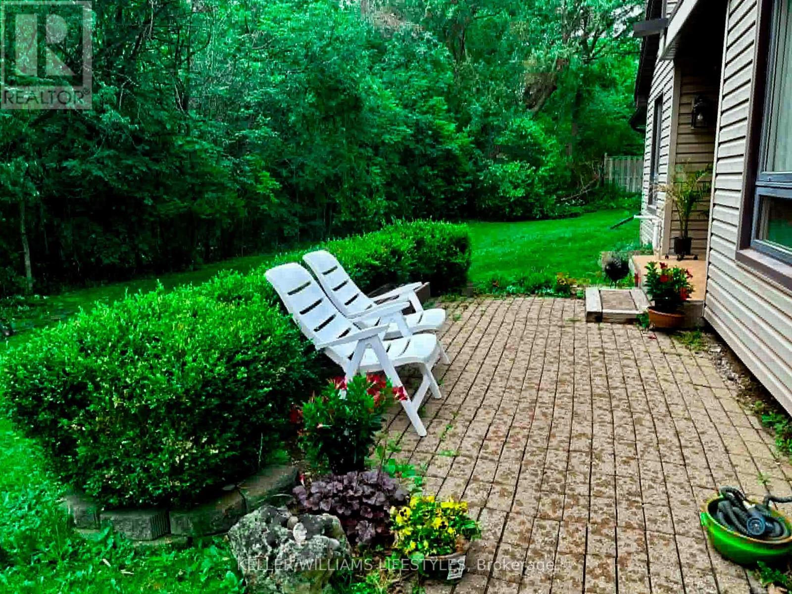 695 Woodcrest Boulevard, London South, Ontario  N6K 1P8 - Photo 33 - X13439484