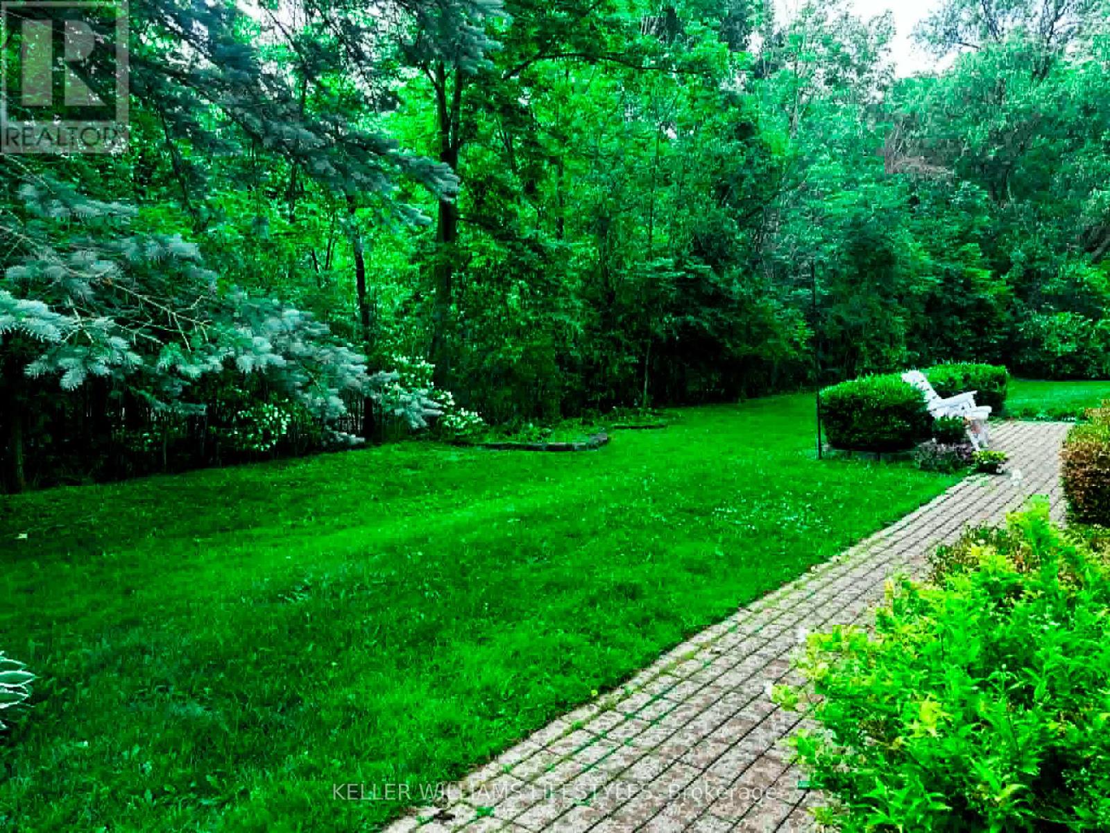 695 Woodcrest Boulevard, London South, Ontario  N6K 1P8 - Photo 34 - X13439484
