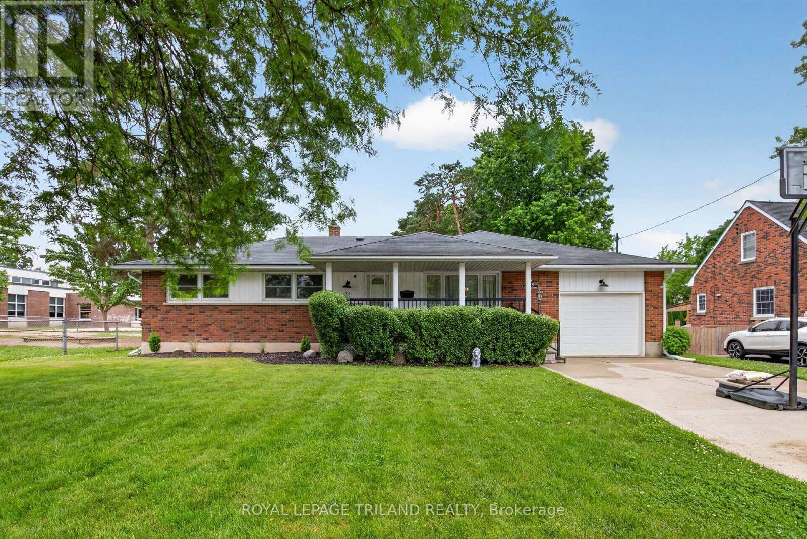 279 FOREST AVENUE, St. Thomas, Ontario