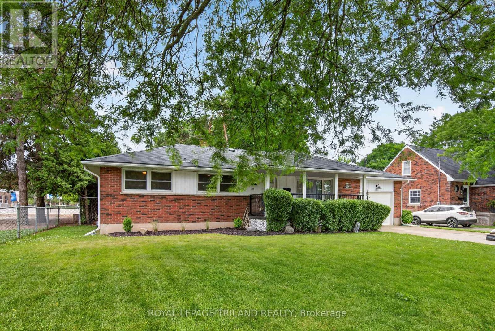 279 Forest Avenue, St. Thomas, Ontario  N5R 2K5 - Photo 2 - X13439606