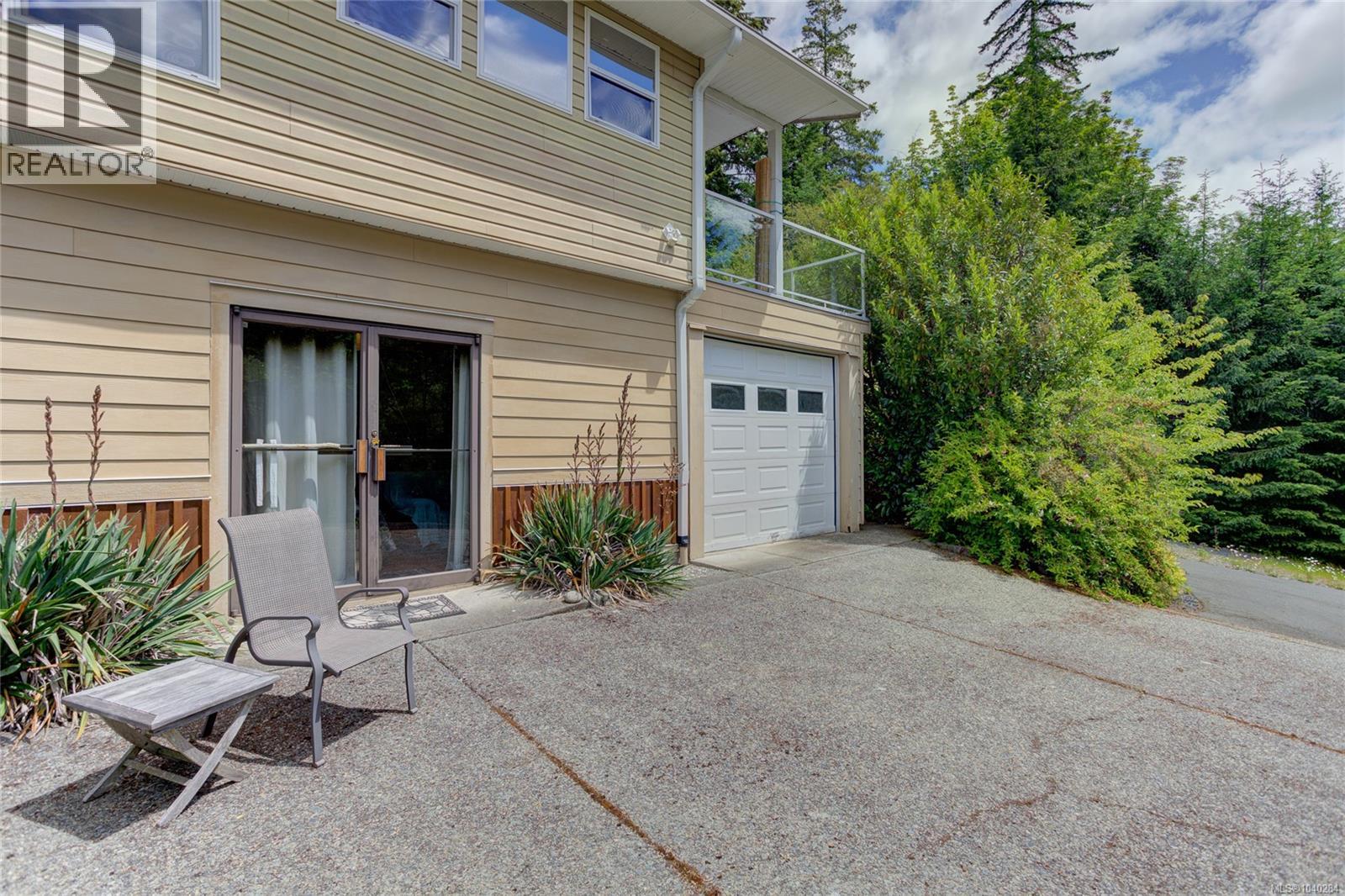 9857 Youbou Rd, Youbou, British Columbia  V0R 3E1 - Photo 38 - 1040284