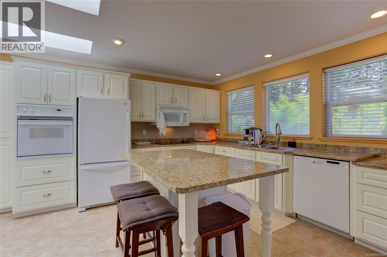 9857 Youbou Rd, Youbou, British Columbia  V0R 3E1 - Photo 7 - 1040284