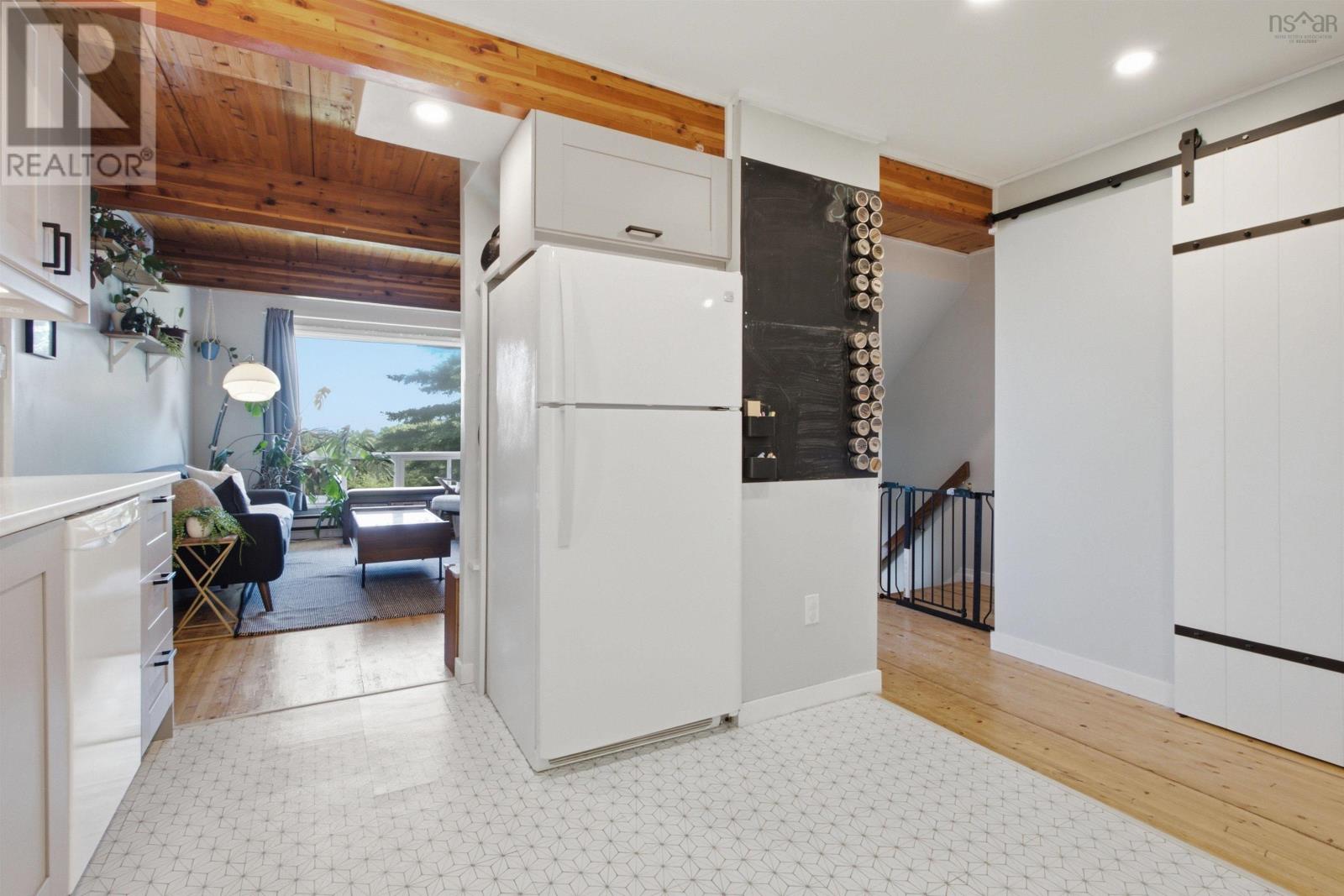 27 Limerick Road, Halifax, Nova Scotia B3P 2E1 - Photo 9 - 202614307