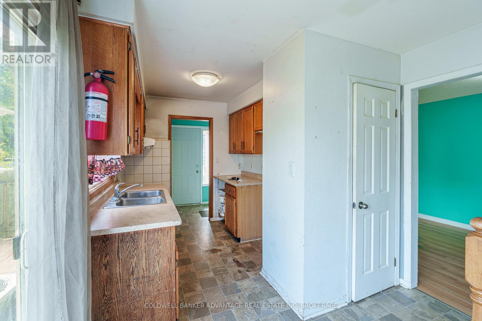86 Autumn Place, St. Catharines, Ontario  L2P 3W8 - Photo 6 - X13439476