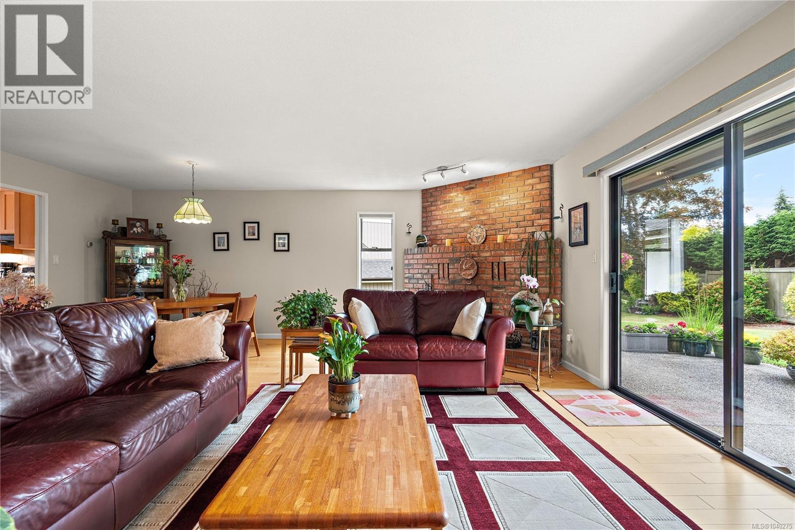 8 1950 Cultra Ave, Central Saanich, British Columbia  V8M 1Y9 - Photo 12 - 1040275