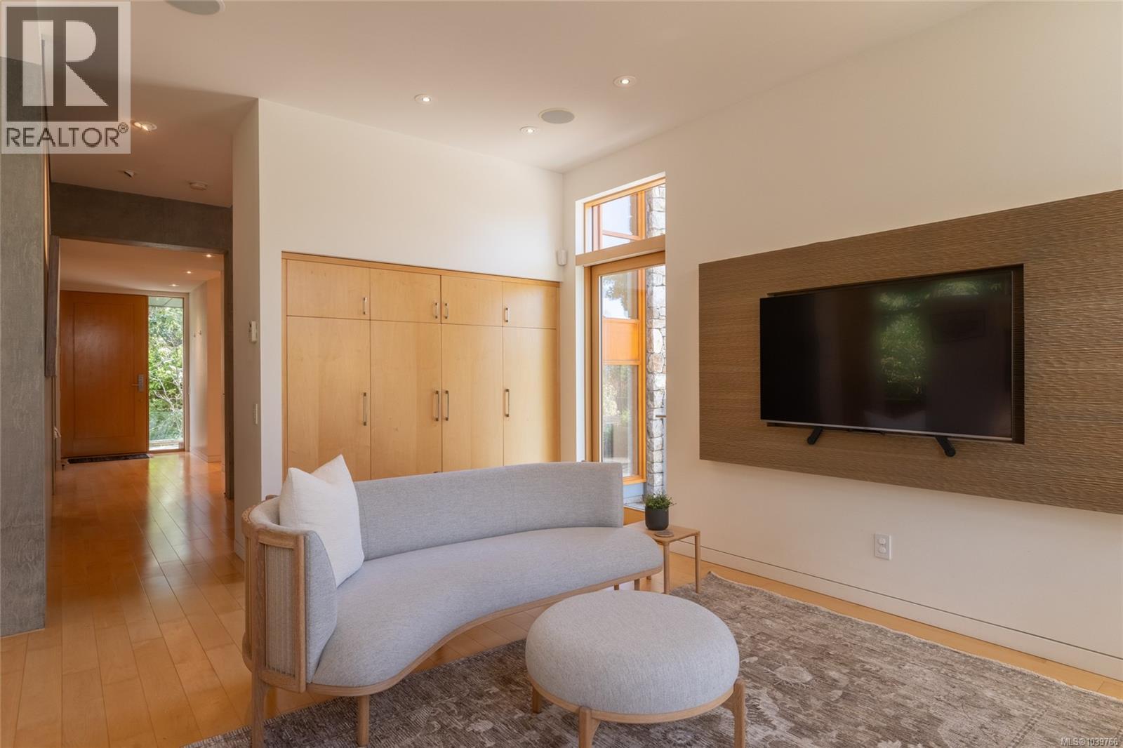 435 Chadwick Pl, Victoria, British Columbia  V8S 1H4 - Photo 18 - 1039766