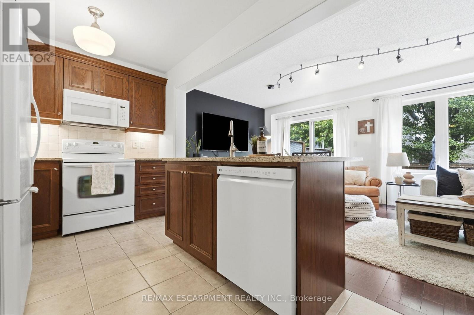 2 - 222 Fall Fair Way, Hamilton, Ontario L0R 1C0 - Photo 17 - X13439276