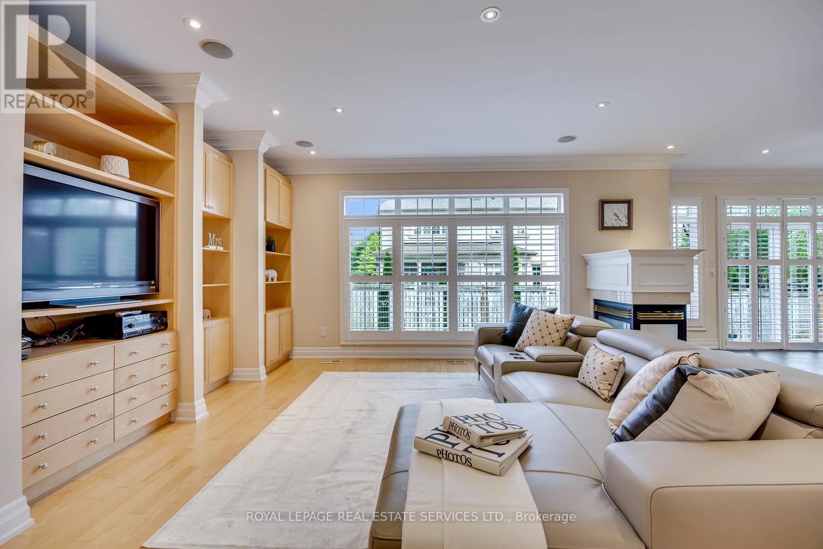 4 Avery Circle, Hamilton, Ontario L8E 6B8 - Photo 13 - X13439316