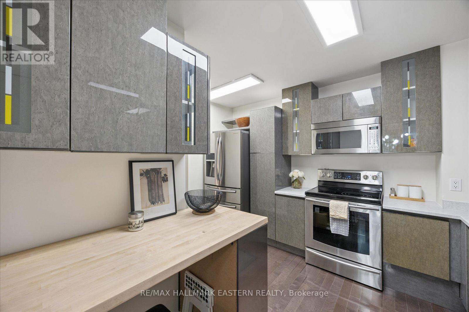 22 Valley Stream Drive, Toronto, Ontario  M1V 2A5 - Photo 17 - E13439574