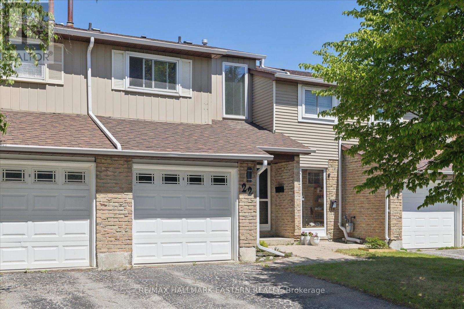 22 Valley Stream Drive, Toronto, Ontario  M1V 2A5 - Photo 2 - E13439574