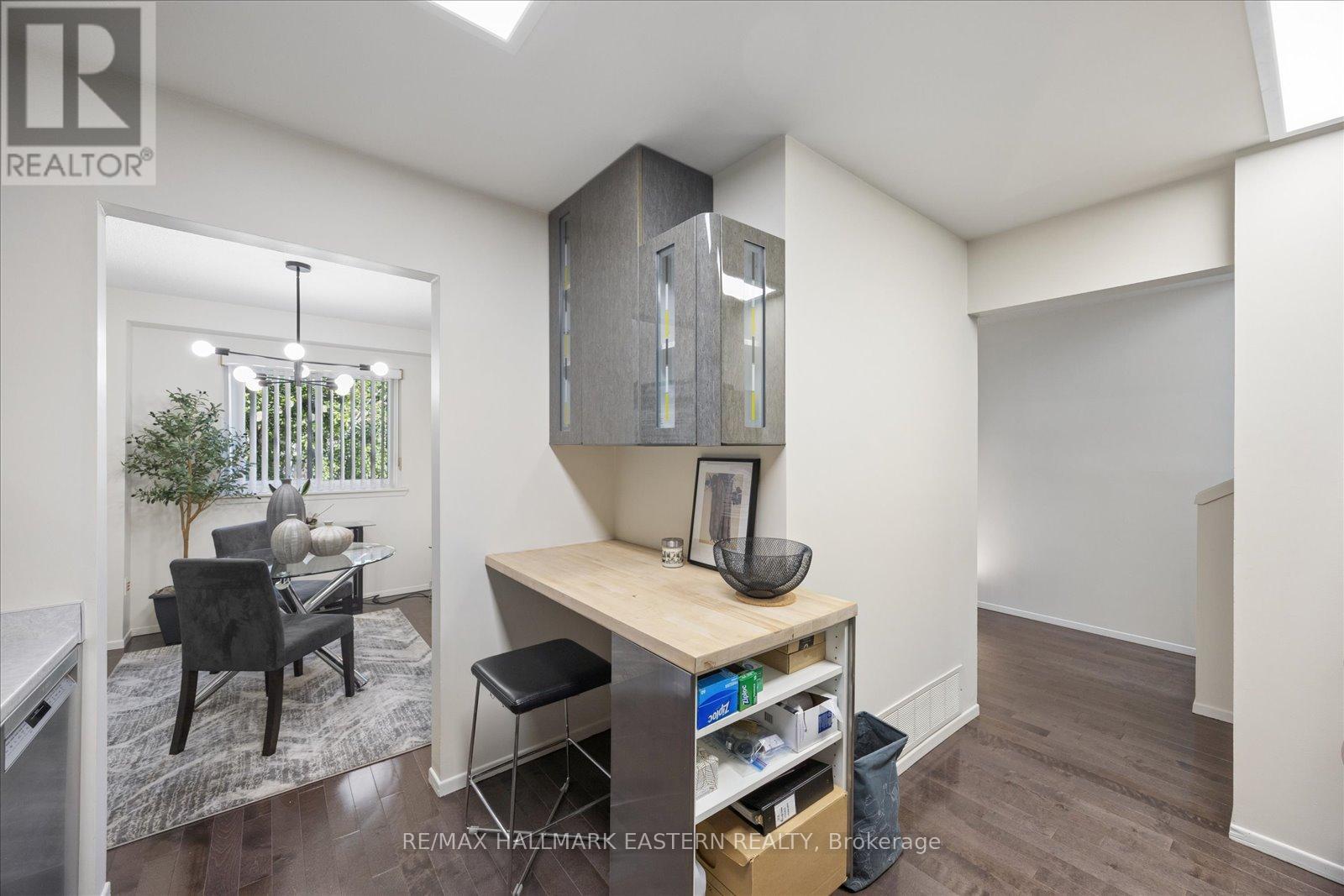 22 Valley Stream Drive, Toronto, Ontario  M1V 2A5 - Photo 20 - E13439574
