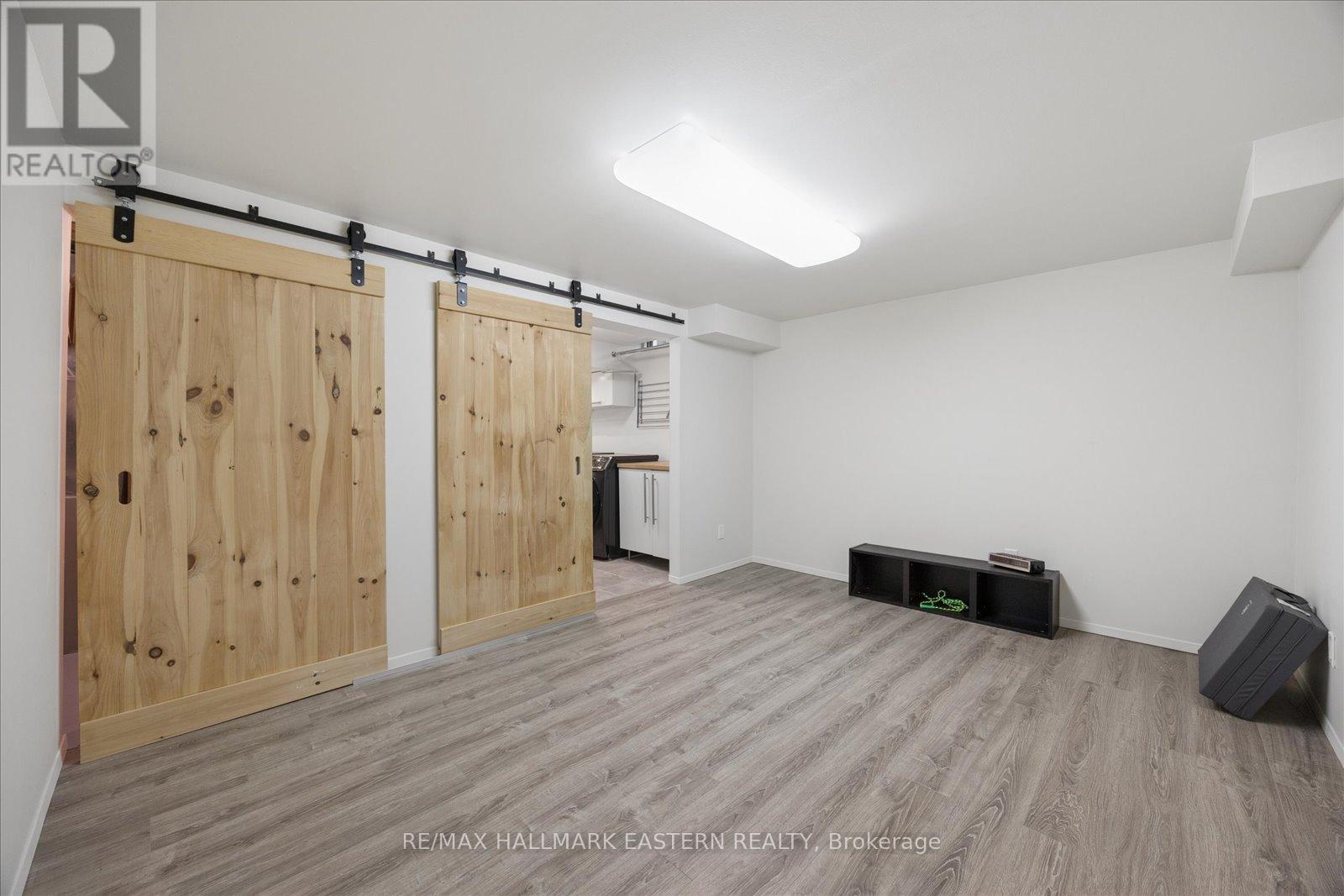 22 Valley Stream Drive, Toronto, Ontario  M1V 2A5 - Photo 34 - E13439574