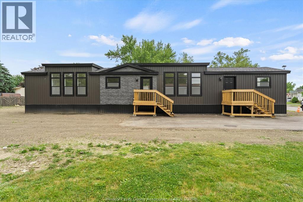 14 Dana, Essex, Ontario  N8M 1Y9 - Photo 2 - 26013976