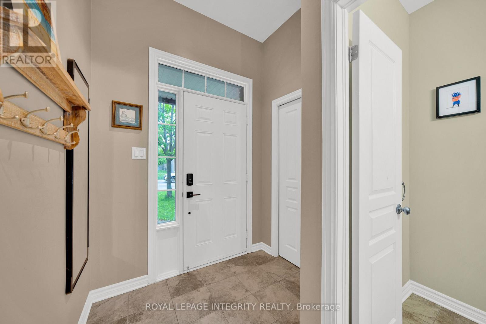 25 Madelon Drive, Ottawa, Ontario  K2J 5C7 - Photo 3 - X13439404