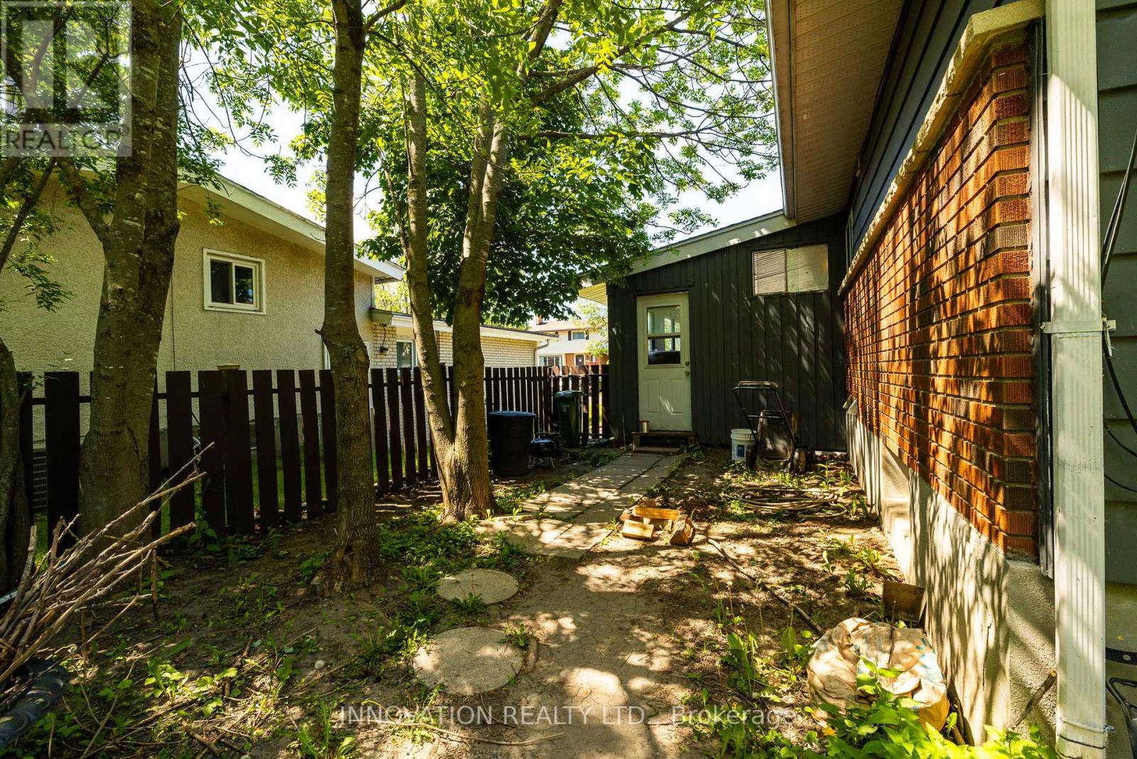 2329 Ryder Street, Ottawa, Ontario  K1H 6X4 - Photo 10 - X13439488
