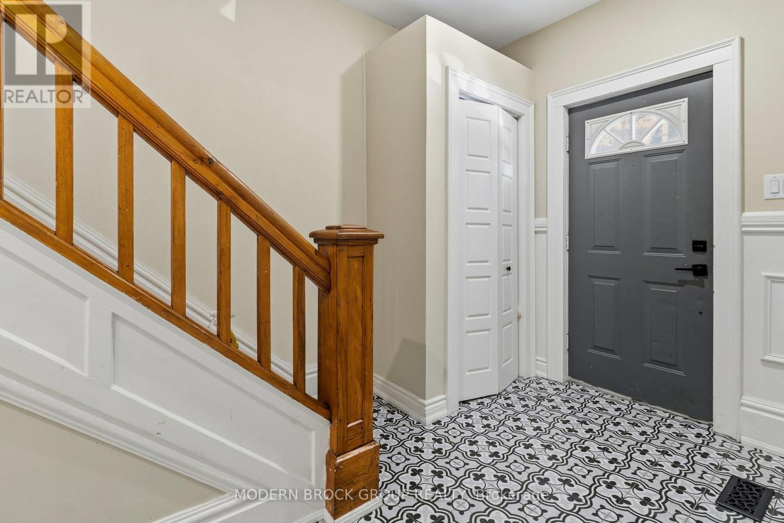 322 King Street W, Brockville, Ontario  K6V 3S3 - Photo 5 - X13439376