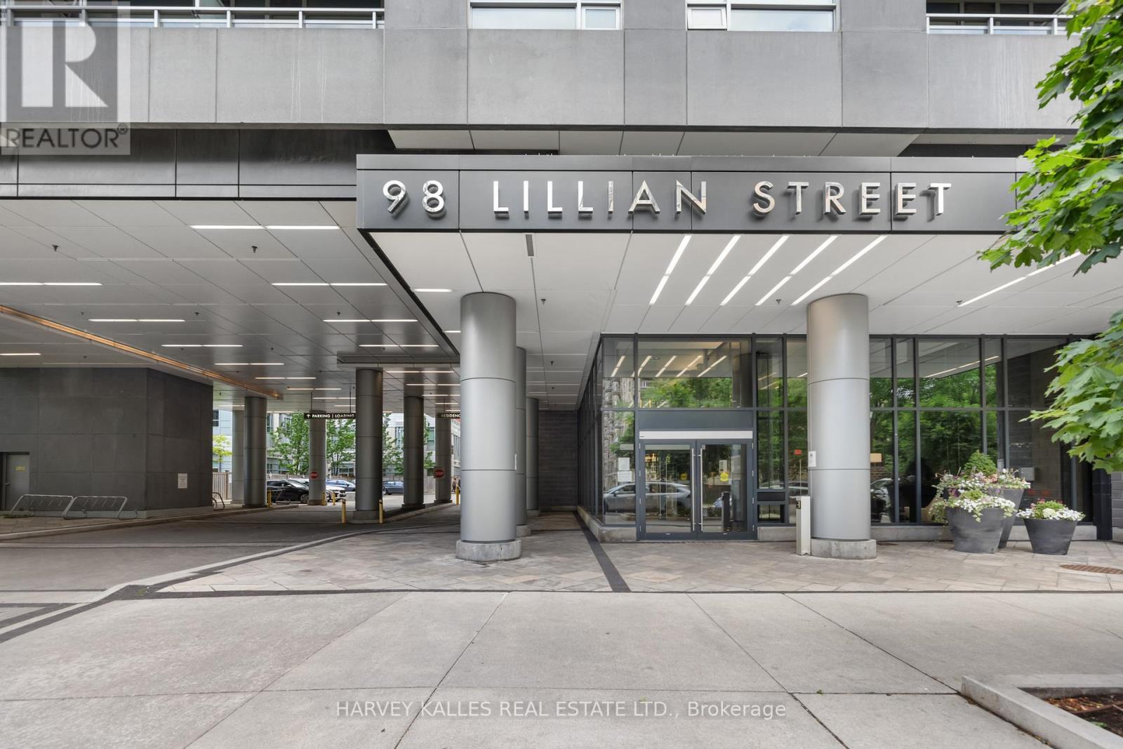 2820 - 98 LILLIAN STREET, Toronto, Ontario