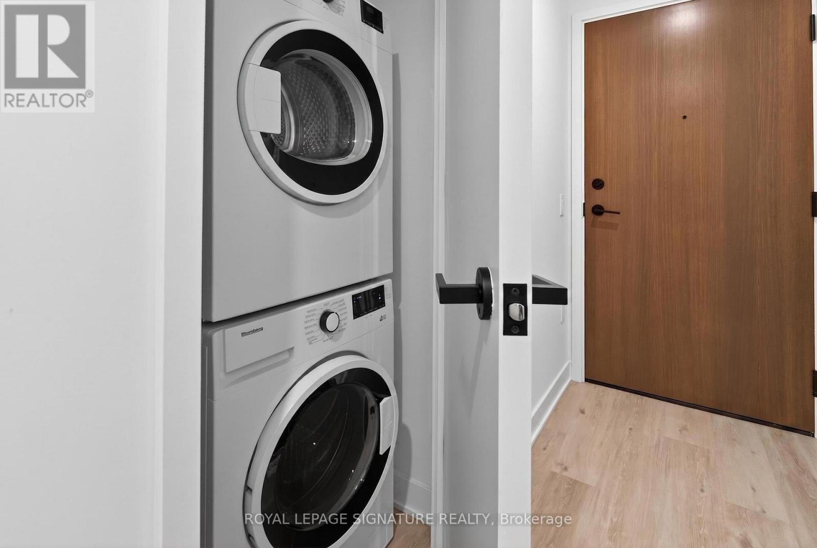 4303 - 55 Charles Street E, Toronto, Ontario  M4Y 0J1 - Photo 4 - C13439456