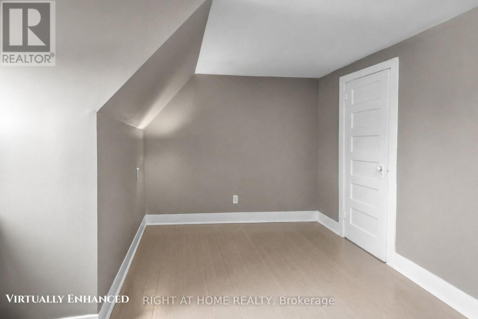 542 Crawford Street, Toronto, Ontario  M6G 3J8 - Photo 10 - C13439522