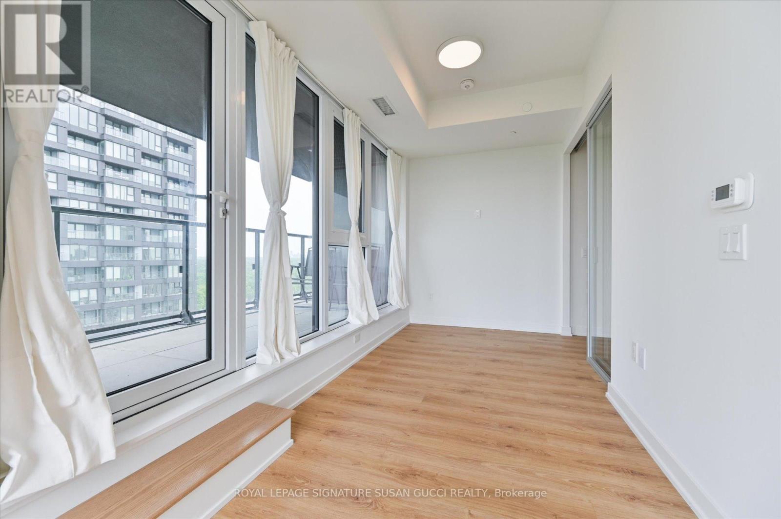 2111 - 5 Quarrington Lane, Toronto, Ontario  M3C 0S5 - Photo 10 - C13439542