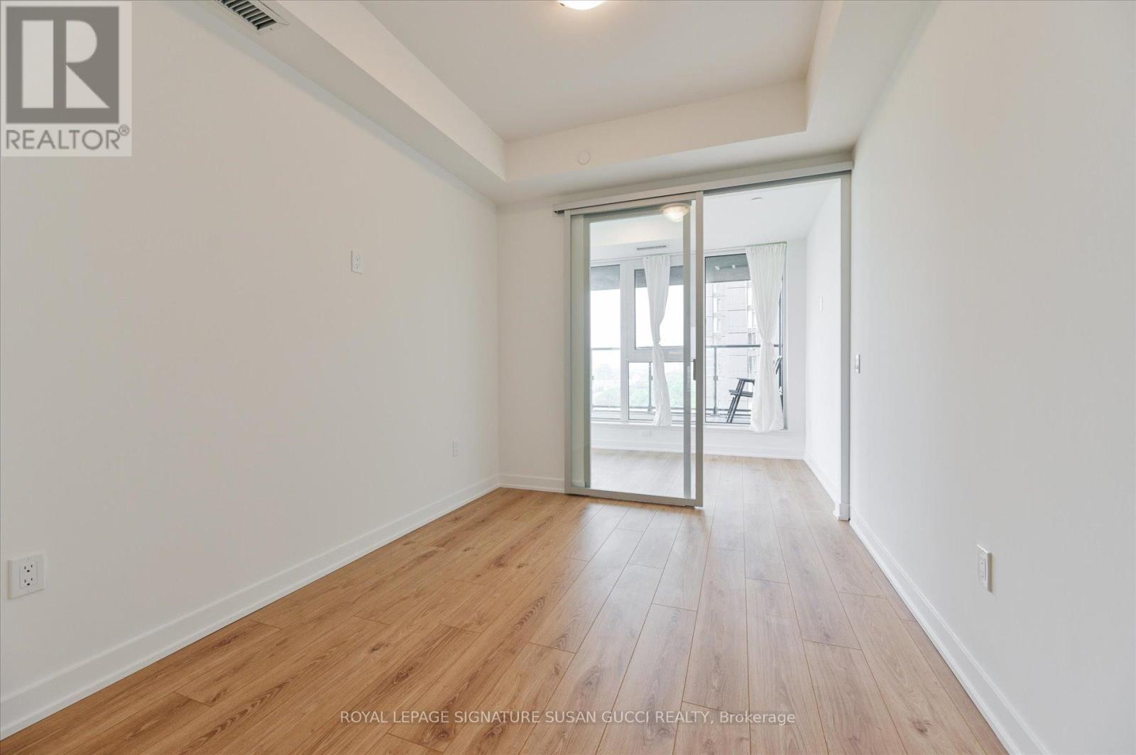 2111 - 5 Quarrington Lane, Toronto, Ontario  M3C 0S5 - Photo 16 - C13439542
