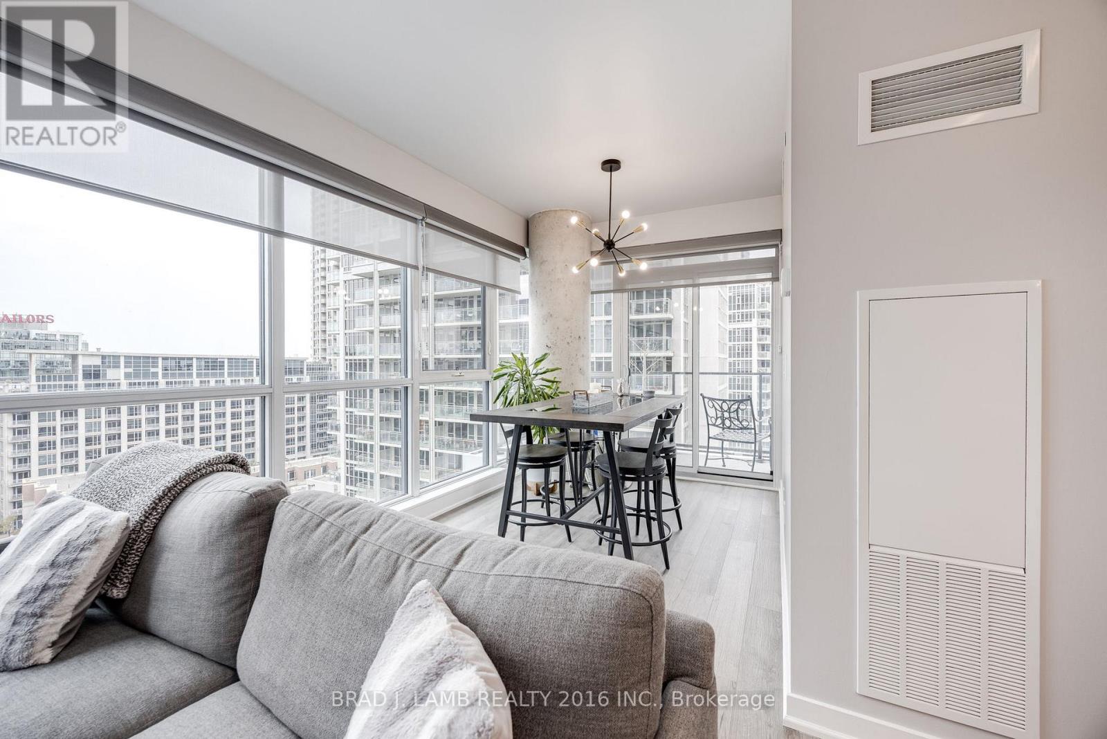1209 - 50 Bruyeres Mews, Toronto, Ontario  M5V 0H8 - Photo 12 - C13439680