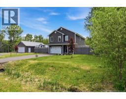 239 Garden Grove, Lincoln, New Brunswick