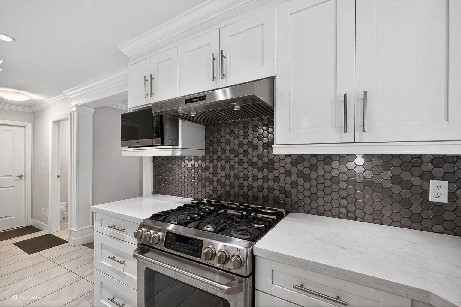 7325 123 Street, Surrey, British Columbia  V3W 9J2 - Photo 13 - R3135313