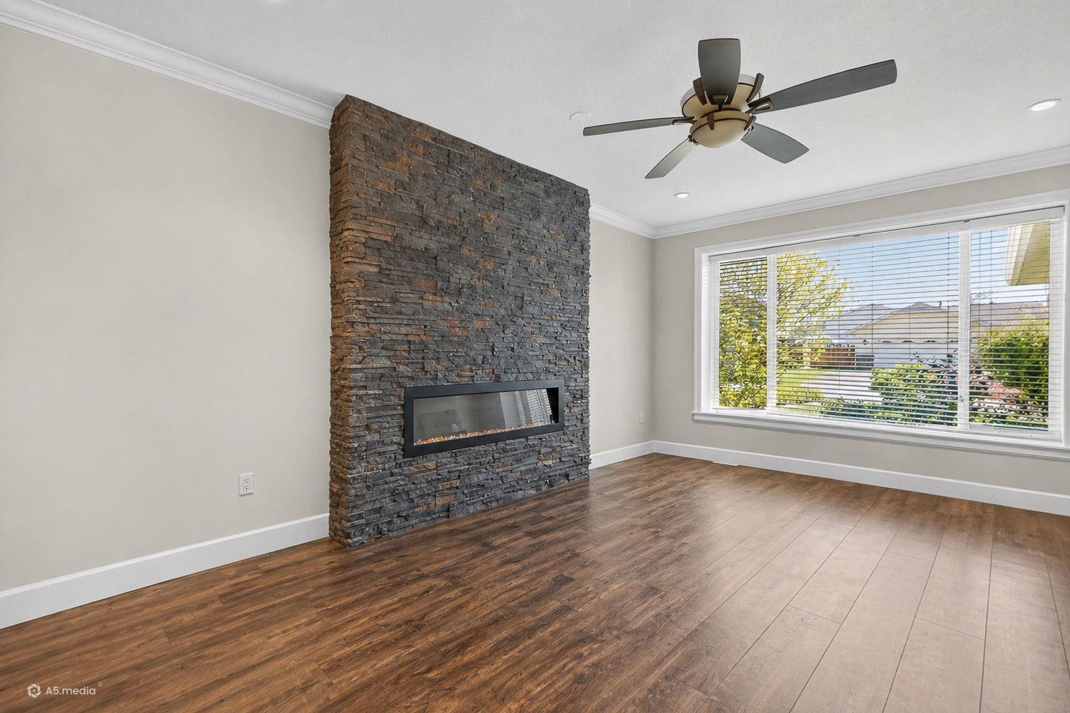 7325 123 Street, Surrey, British Columbia  V3W 9J2 - Photo 7 - R3135313