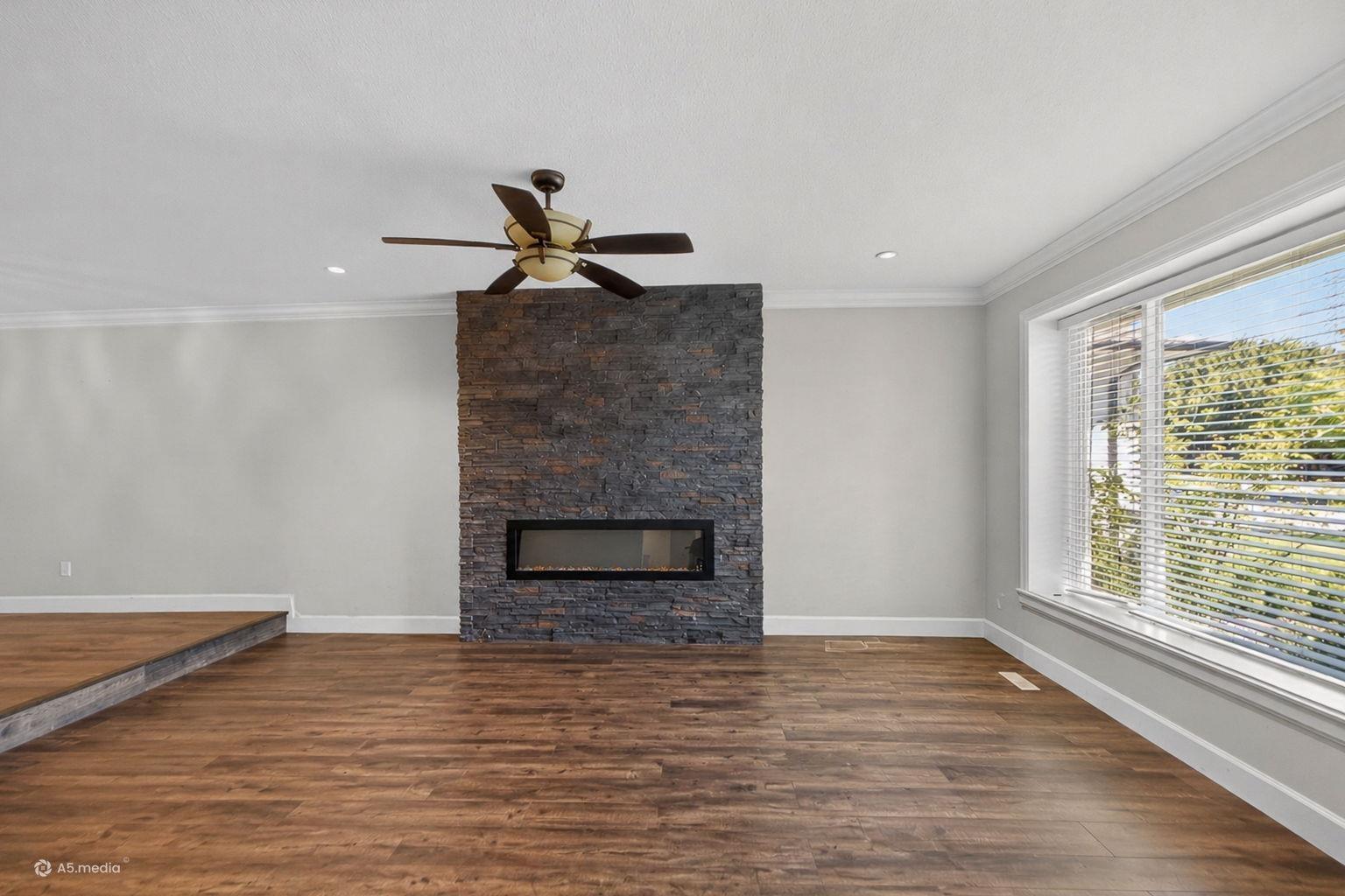 7325 123 Street, Surrey, British Columbia  V3W 9J2 - Photo 6 - R3135313