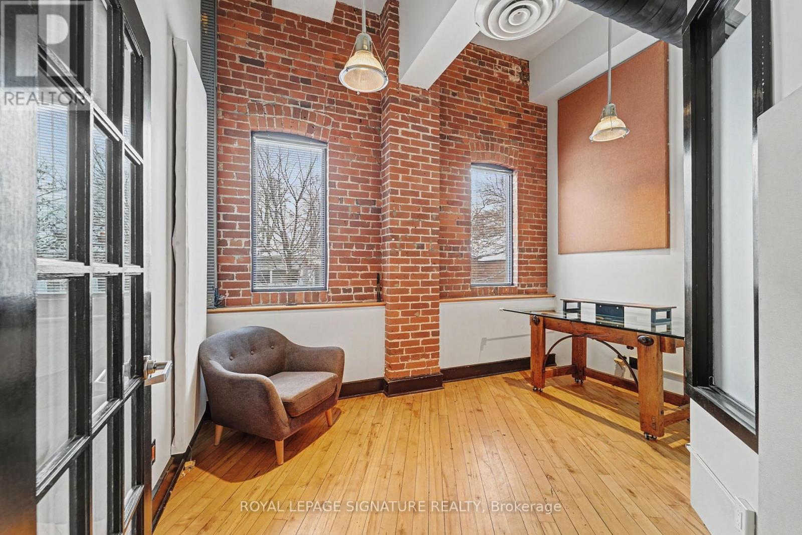 Office B - 259 Danforth Avenue, Toronto, Ontario  M4K 2X4 - Photo 18 - E13439472