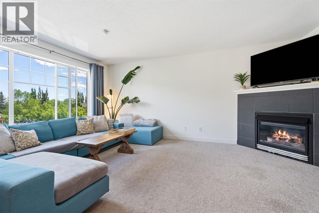 12 Crystal Shores Cove, Okotoks, Alberta  T1S 2B3 - Photo 9 - A2319406