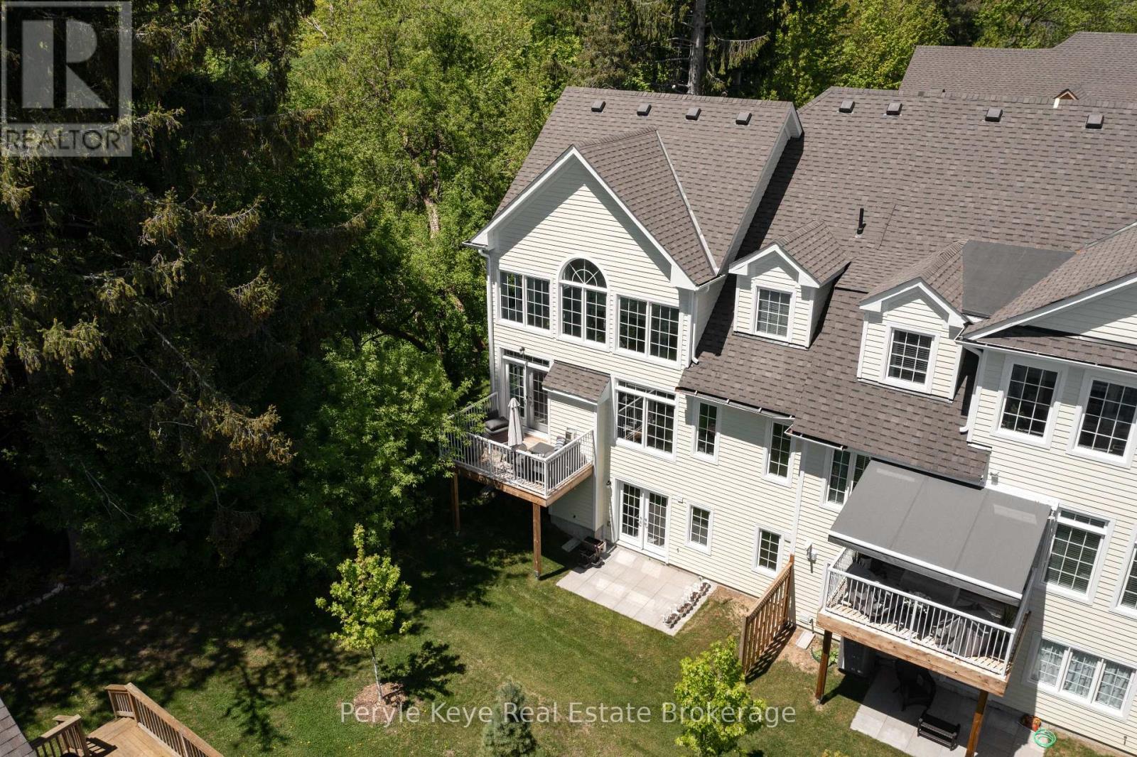 16 Leeds Court, Bracebridge (Monck (Bracebridge)), Ontario  P1L 0B7 - Photo 2 - X12879084
