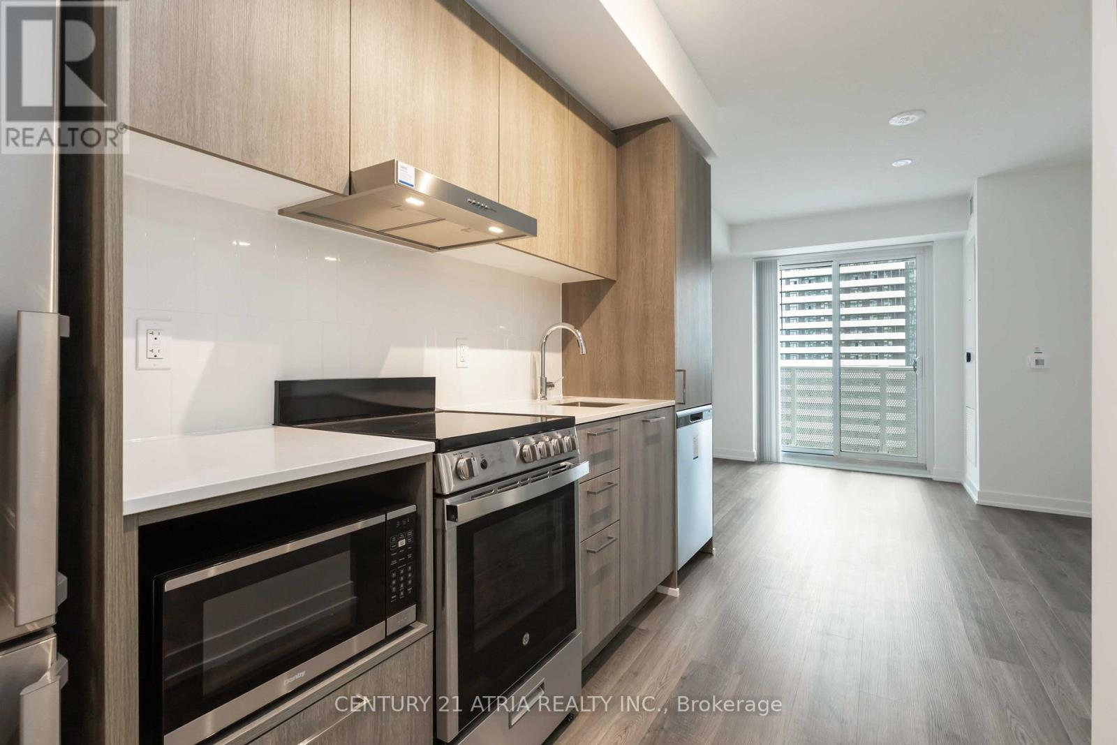 4002 - 195 Commerce Street, Vaughan, Ontario  L4K 0P9 - Photo 5 - N13439526