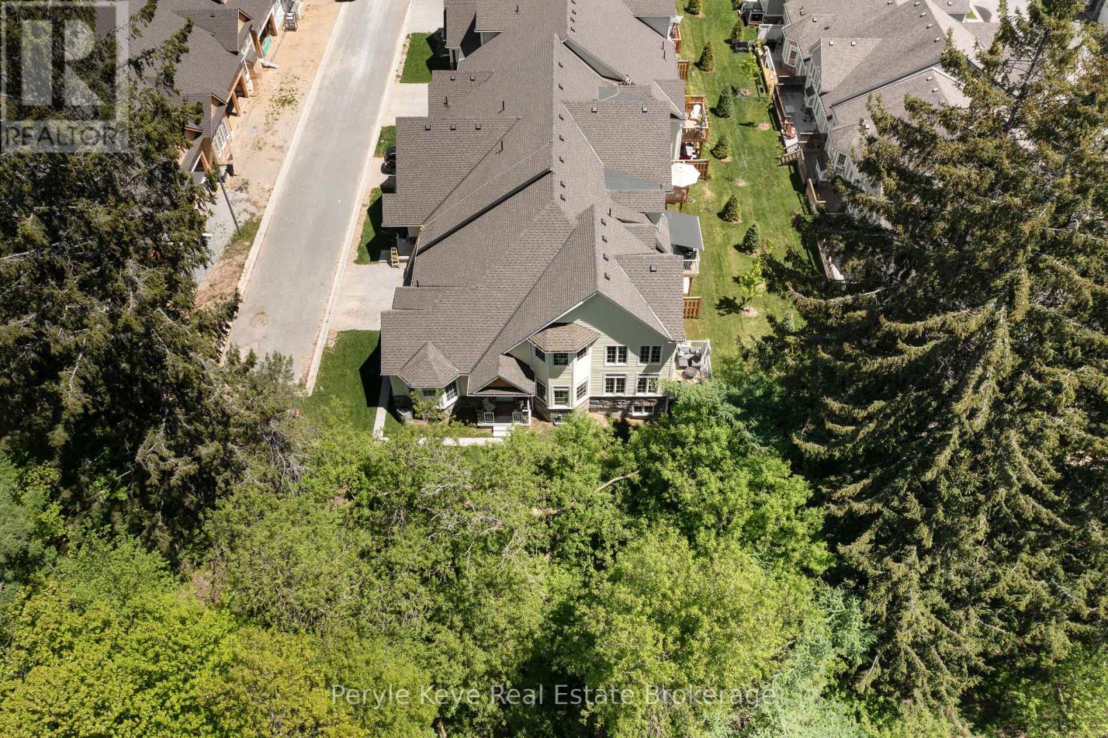 16 Leeds Court, Bracebridge (Monck (Bracebridge)), Ontario  P1L 0B7 - Photo 7 - X12879084