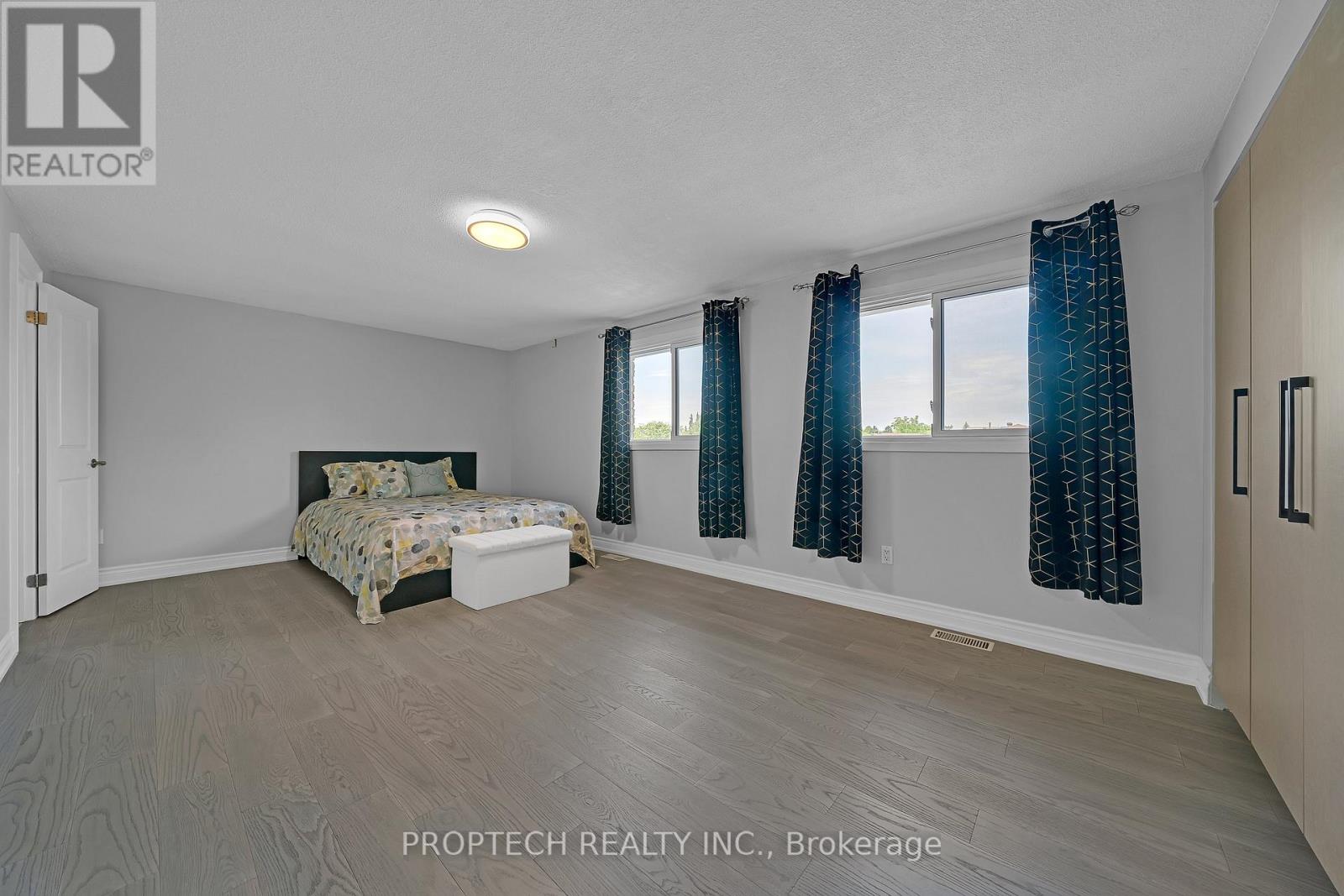19 Clydesdale Road, Markham, Ontario  L3R 3S8 - Photo 18 - N13439590