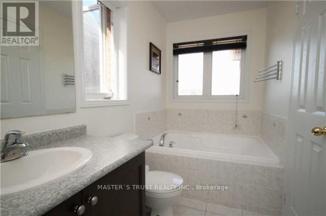 15 Big Hill Crescent, Vaughan, Ontario  L6A 4S1 - Photo 18 - N13439654