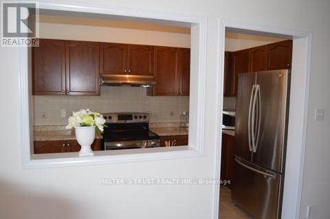 15 Big Hill Crescent, Vaughan, Ontario  L6A 4S1 - Photo 3 - N13439654