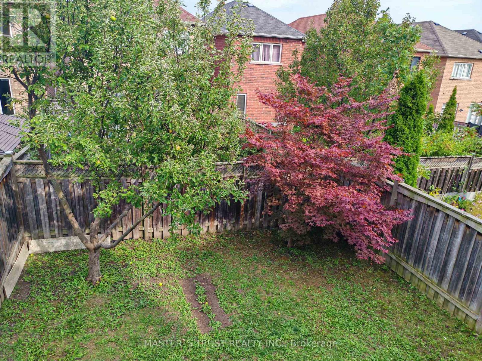 15 Big Hill Crescent, Vaughan, Ontario  L6A 4S1 - Photo 8 - N13439654