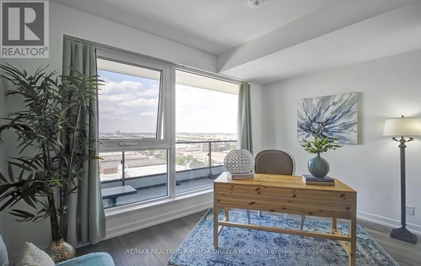1702 - 898 Portage Parkway, Vaughan, Ontario  M3B 2M3 - Photo 11 - N13439660