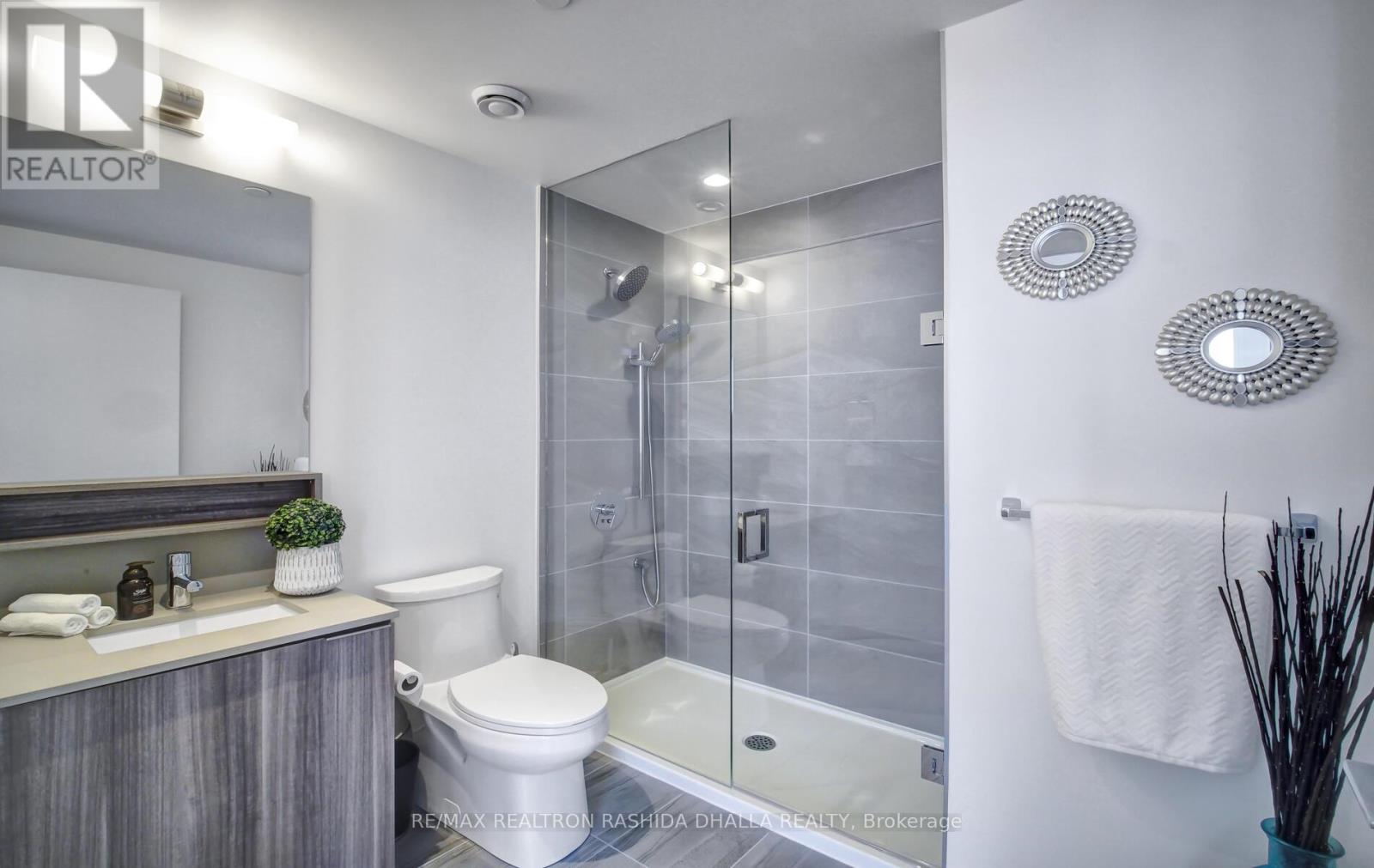1702 - 898 Portage Parkway, Vaughan, Ontario  M3B 2M3 - Photo 19 - N13439660