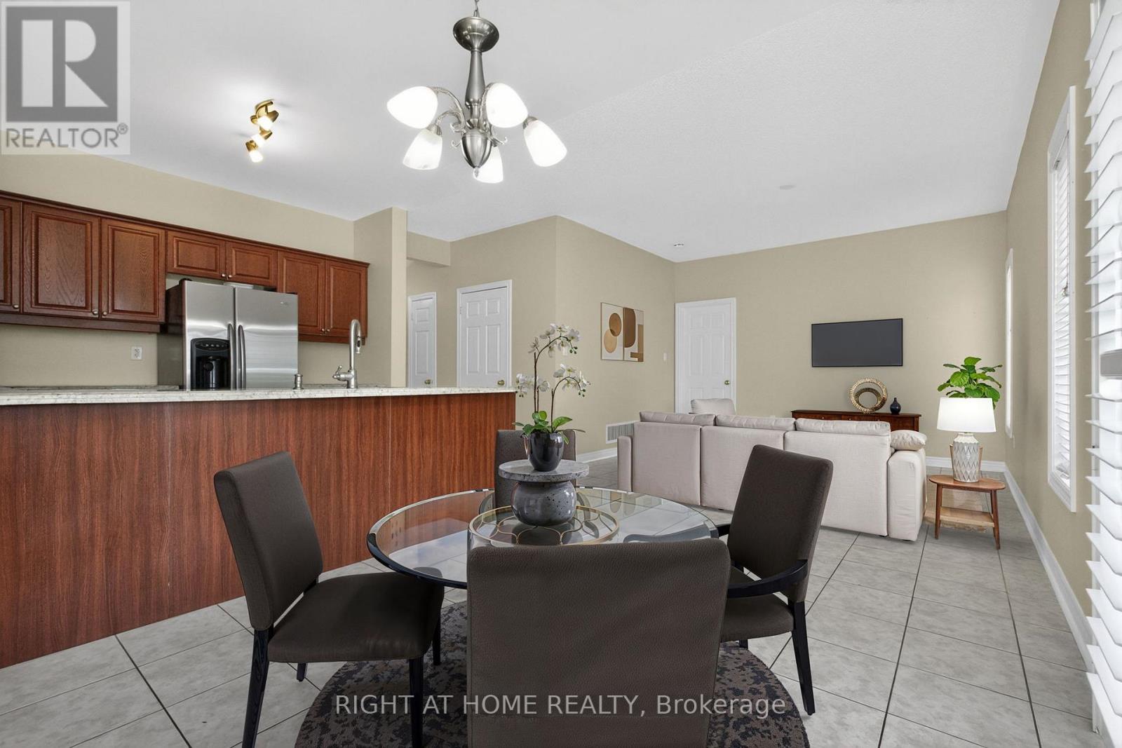 13 Thrushwood Drive, Barrie (400 West), Ontario  L4N 0Z1 - Photo 20 - S13439454